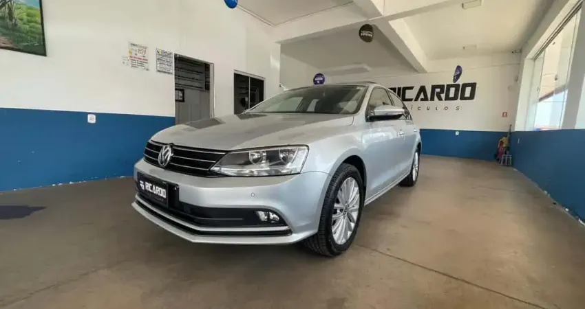 VOLKSWAGEN JETTA CL AB 2016