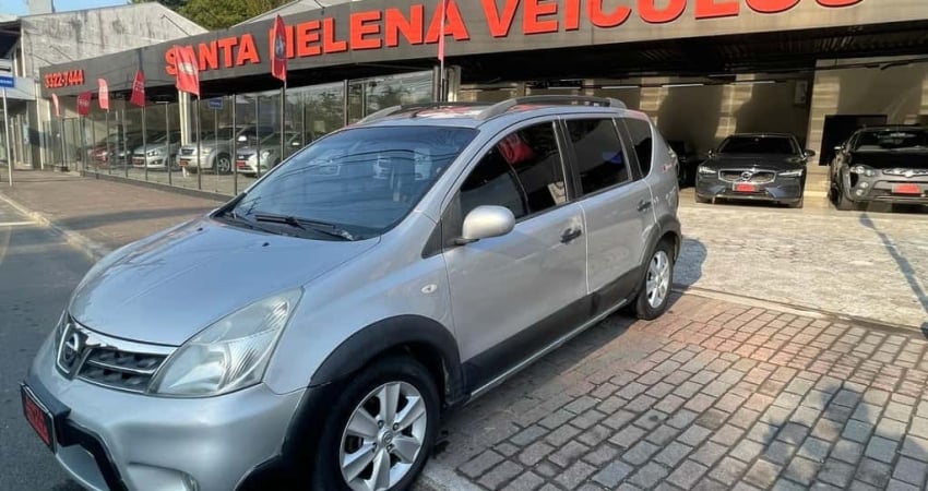 Nissan Livina X-Gear X-GEAR 1.8 SL - Prata - 2011/2012