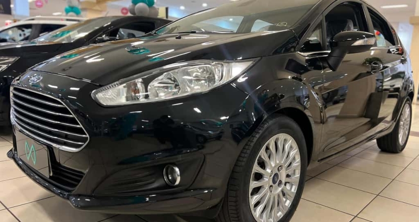 Ford Fiesta TIT./TIT.Plus 1.6 16V Flex Aut.  - Preta - 2015/2016