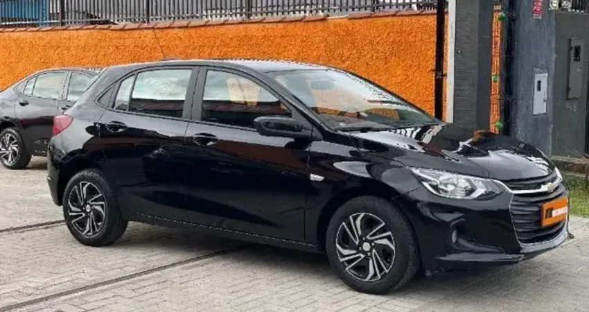 Chevrolet Onix HATCH LT 1.0 8V FlexPower 5p Mec.  - Preta - 2023/2024