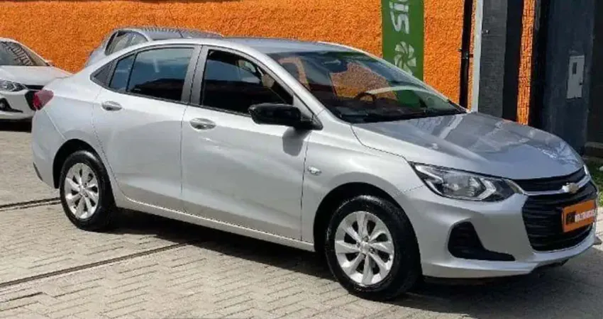Chevrolet Onix PLUS LT 1.0 12V FLEX MEC. 4P - Prata - 2022/2023