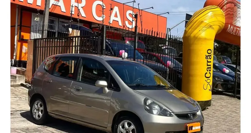 Honda Fit LXL 1.4 2006 * Oportunidade! - Dourada - 2005/2006