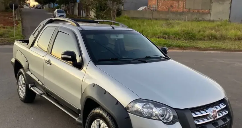 Fiat Strada 1.8 Adventure Locker CD
