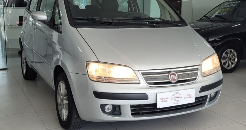 Fiat Idea ELX 1.4 ano 2010