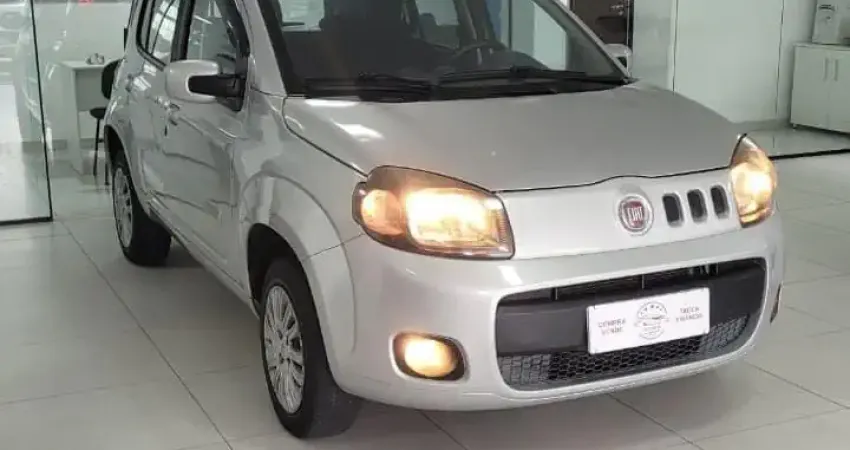 Fiat Uno vivace ano 2014 completo baixa km.