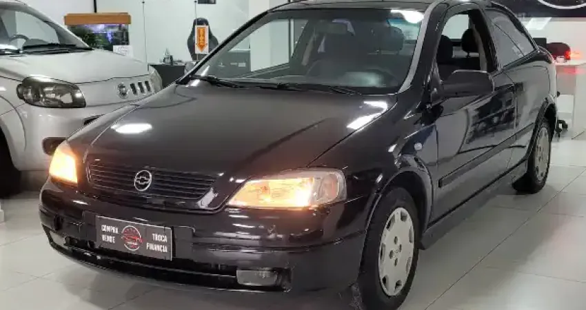 ASTRA 1.8 ANO 2001  8V