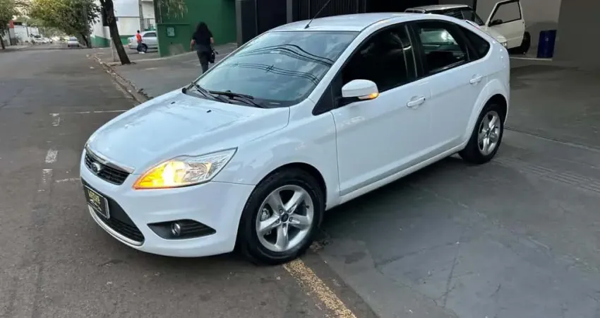 FORD FOCUS 2L HC FLEX 2013