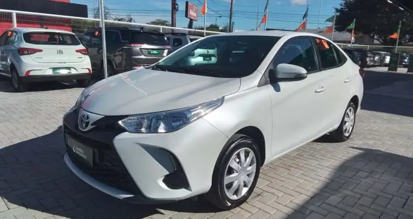 Toyota Yaris 2023 1.5 16v flex sedan xl live multidrive