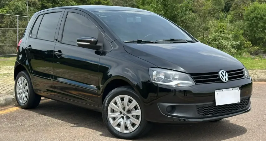 Fox 1.6 2013 com baixa KM, laudo 100% aprovado e bem revisado