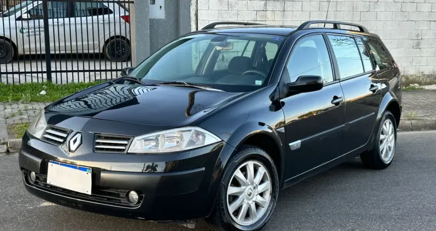 Megane GT 2013 completa, revisada, com pneus novos e garantia