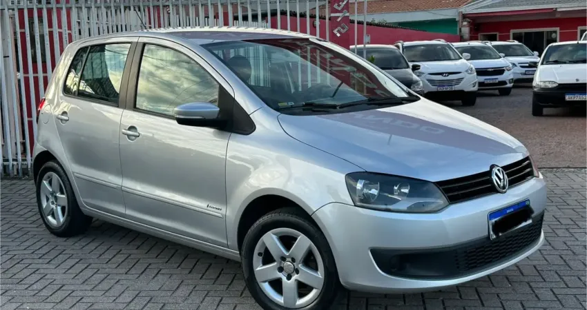 Fox Itrend 2013 único dono, revisado com baixa kilometragem