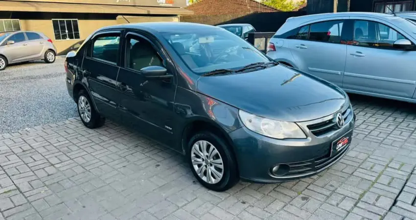 VW - VolksWagen VOYAGE 1.0/1.0 City Mi Total Flex 8V 4p 2013 Flex