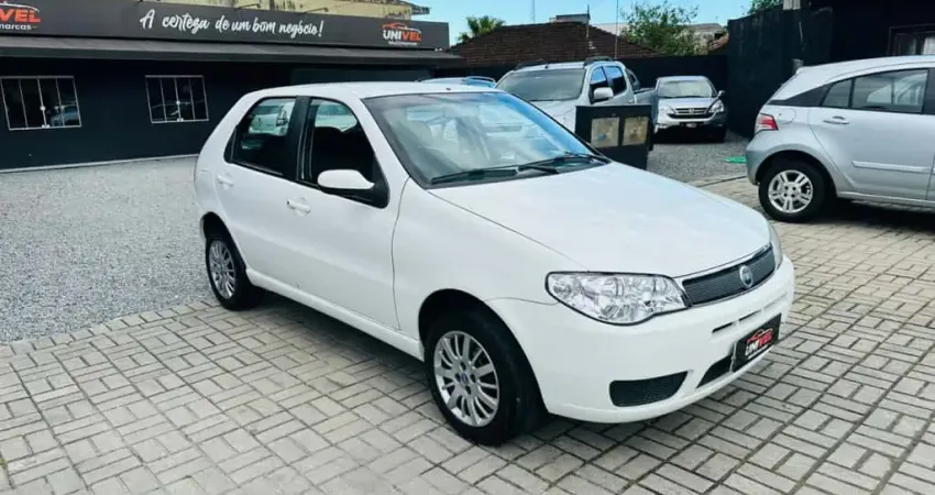 Fiat Palio HLX 1.8 mpi Flex 8V 4p 2006 Flex