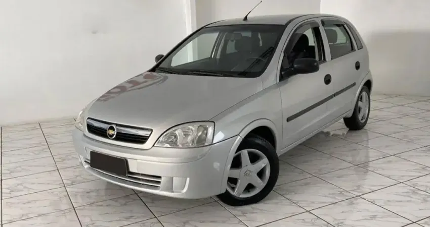 Corsa Hatch 1.8 2004