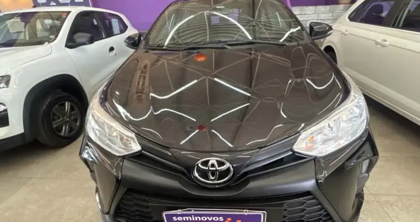 TOYOTA YARIS YARIS 1.5 XL PLUS CONNECT CVT