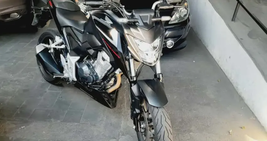 CB 300F Twister Flex