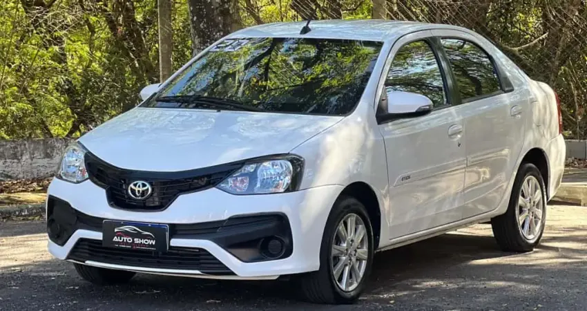 Toyota Etios 2020 1.5 x plus 16v flex 4p automático