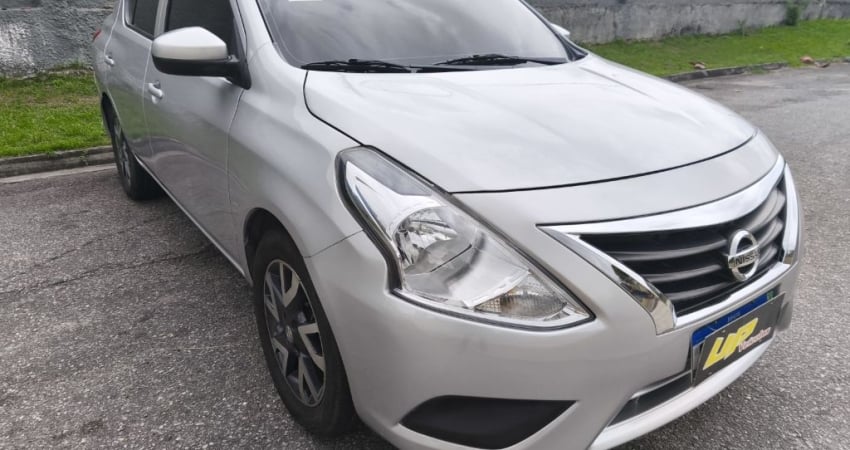 Nissan Versa 1.6 V Drive 2021 aut novo demais