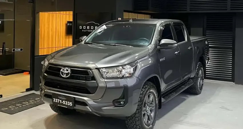 TOYOTA HILUX SR CABINE DUPLA 2.8 TDI 2025