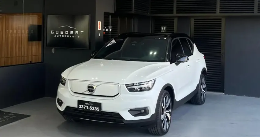 VOLVO XC40 RECHARGE PURE ELECTRIC 2022 EM ÓTIMO ESTADO DE CONSERVAÇÃO!
