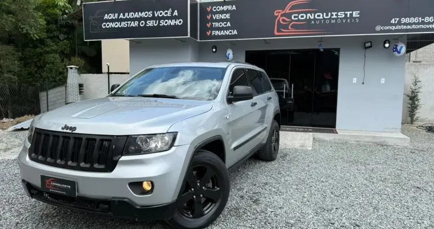JEEP GRAND CHEROKEE 3.6 LIMITED V6 4x4 AUT ANO 2011