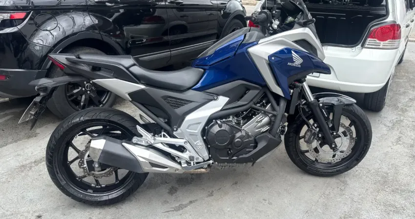 NC 750 X com ABS , financiamos e aceitamos trocas porCarro ou moto mesmo financiado 