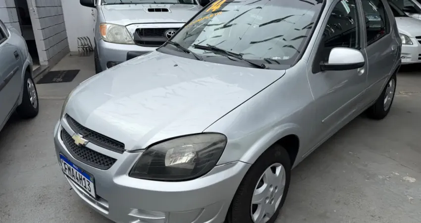 CELTA COMPLETO 1.0 Total flex , aceitamos trocas ou financiamos com as melhores taxas 