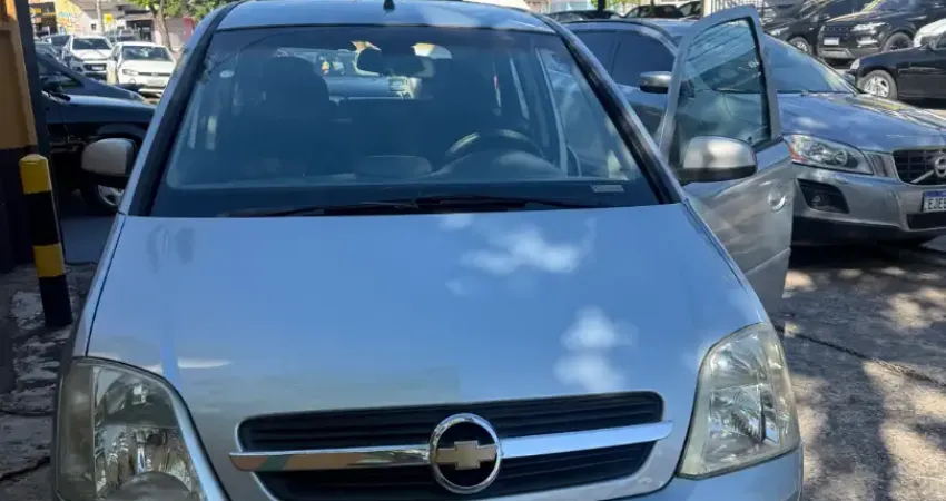 MERIVA PREMIUM FLEX AUTOMATIZADA 1.8 muito nova , financiamos 