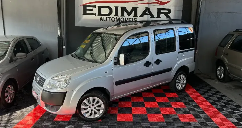 Doblo 1.8 completo 7 lugares 