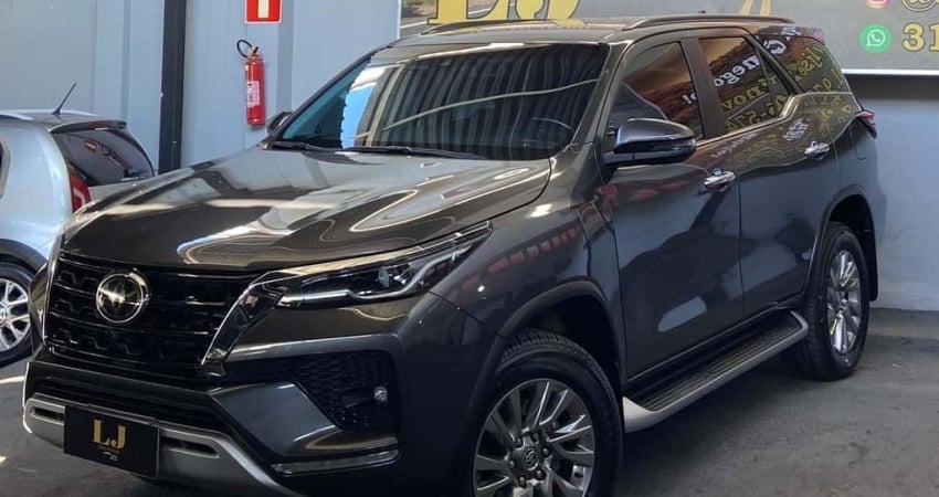 TOYOTA HILUX SWSRXA4FD 2023
