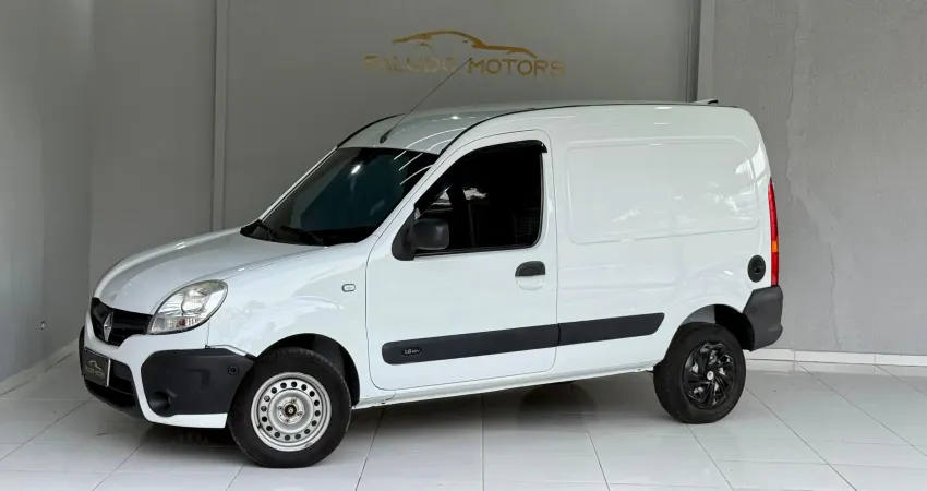 RENAULT KANGOO UTILITÁRIO PRÁTICO, CONFIÁVEL E PRONTO PARA QUALQUER DESAFIO DO DIA A DIA.