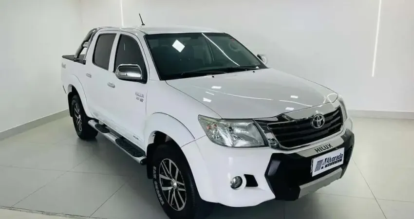 TOYOTA HILUX CD4X4 SRV 2015