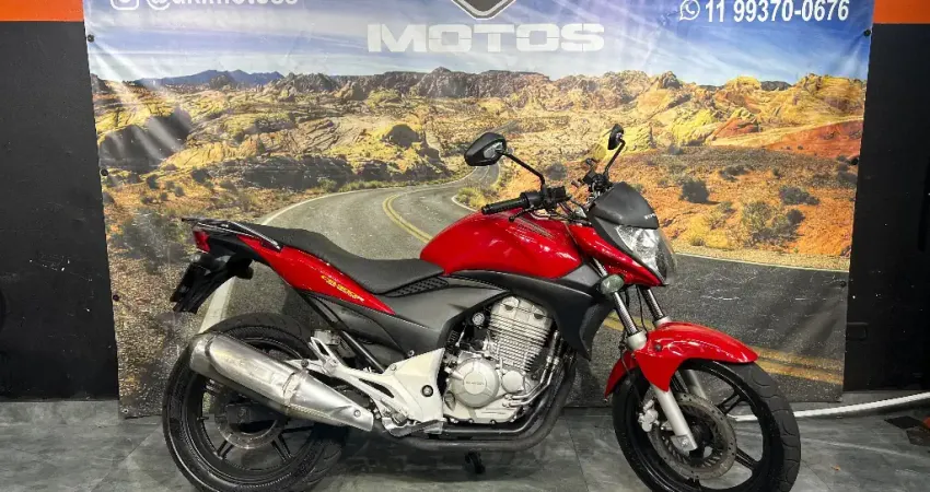HONDA CB 300 R 2011 VERMELHA 