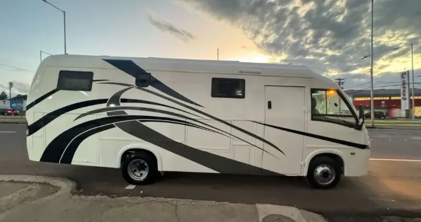 MOTORHOME VOLARE BRANCO - FLORIANÓPOLIS, SC