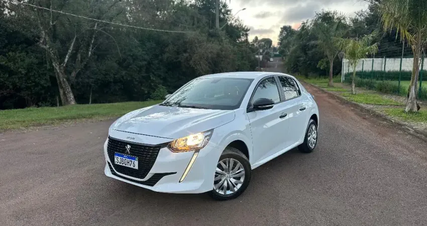 Peugeot 208 Like 2024 – Completo | Apenas 16.800 km | Multimídia c/ CarPlay
