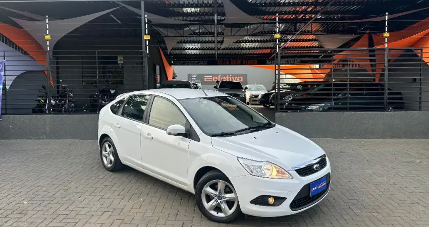 FORD FOCUS  2.0 AUTOMÁTICO APENAS 118.000 kms