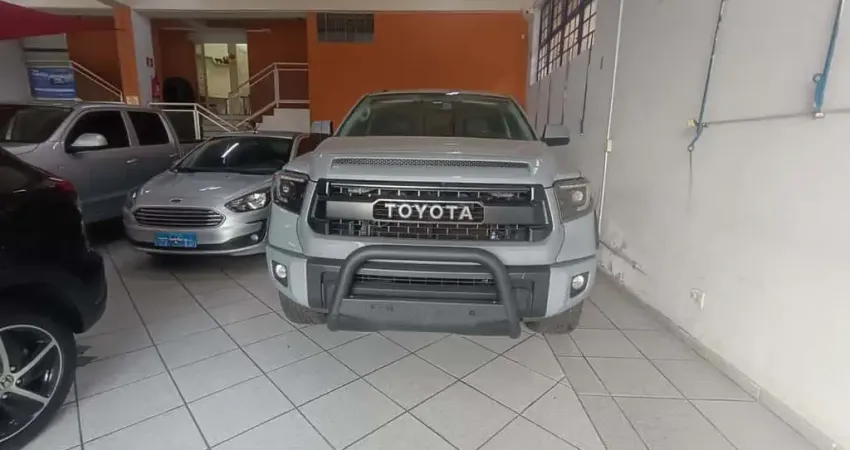 TOYOTA Tundra 5.7 V8 32V 4P 4X4 CABINE DUPLA LIMITED