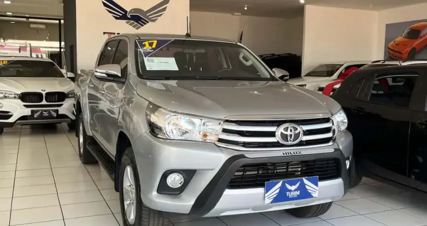 TOYOTA HILUX CD SRV 4x4 2.8 TDI Diesel Aut.