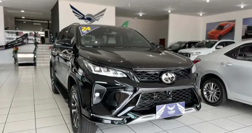 TOYOTA HILUX SW4 SW4 Diamond 2.8 TB 4x4 Die. Aut.