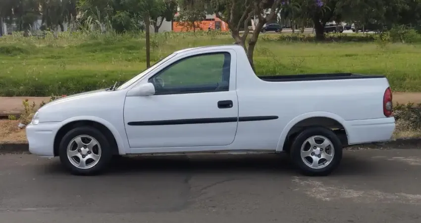 Picape Corsa 1.6 ST
