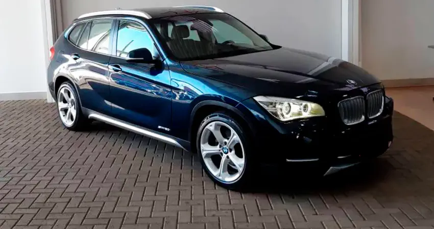 BMW X1 2.0 sDrive20i Active flex  2015