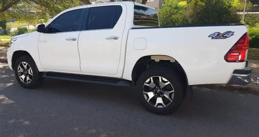  Toyota Hilux 2.8 TDI CD SRV 4x4 (Aut) 2019