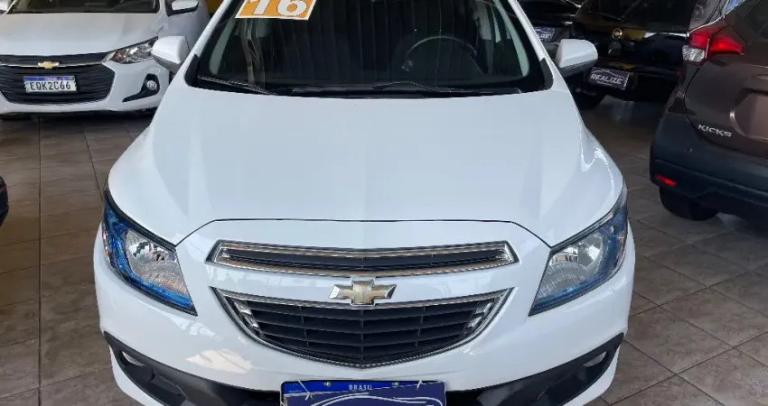 Onix LTZ 2016 automático extremamente conservado e revisado 