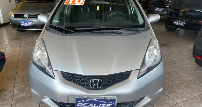 Honda Fit LX mecânico extremante conservado com laudo cautelar aprovado 