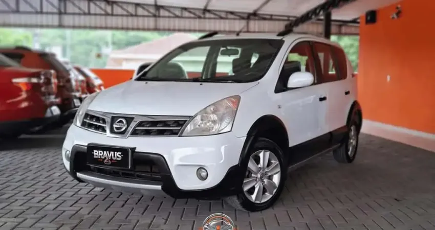 Nissan Livina X-Gear X-GEAR SL/X-GEAR 1.8 Flex F. Aut.  - Branca - 2012/2013