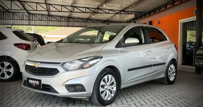 Chevrolet Onix 1.4AT LT - Prata - 2016/2017