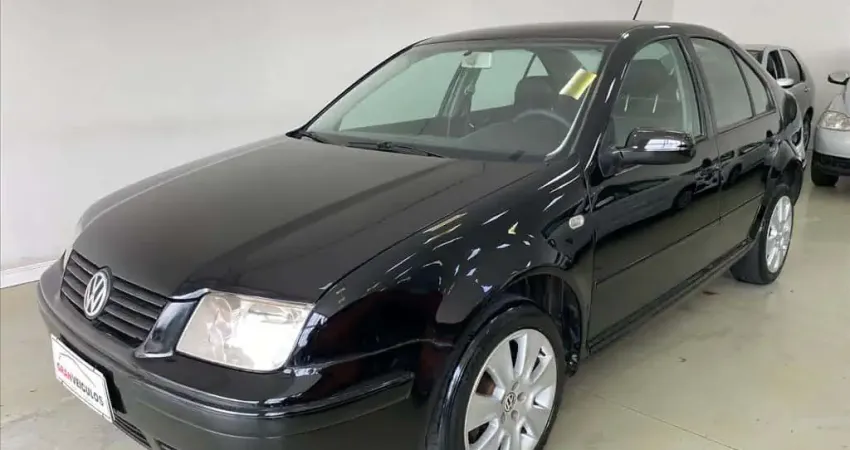 VOLKSWAGEN BORA 2.0 MI 8V GASOLINA 4P AUTOMÁTICO