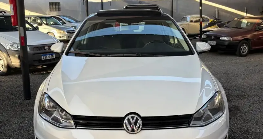 Golf 1.4 TSI 2015 - Esportivo, Econômico e Confortável!