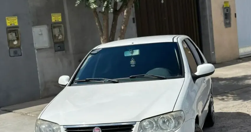 Oportunidade Imperdível – FIAT PALIO 2014 