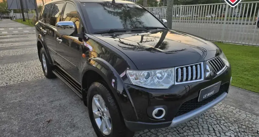 Mitsubishi Pajero dakar 2013 3.5 hpe 7 lugares 4x4 v6 24v flex 4p automático